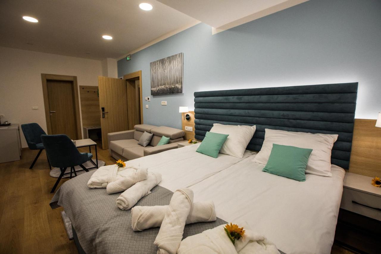 Klecka Vila B&B Rooms โอกูลิน ภายนอก รูปภาพ